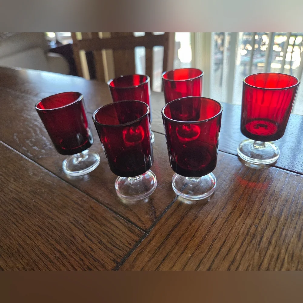 Ruby Red Clear Footed Cordial Glasses (6) Luminarc France